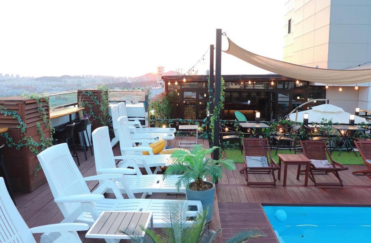 Gold Coast Hotel Инчон Екстериор снимка
